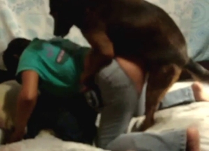 Hot humping with an amateur who loves dog D